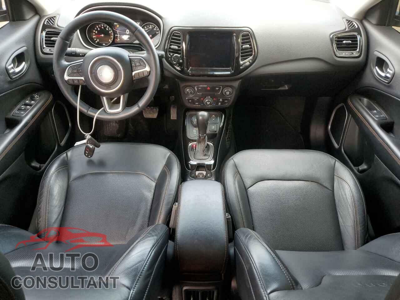 JEEP COMPASS 2017 - 3C4NJDCB6HT632118