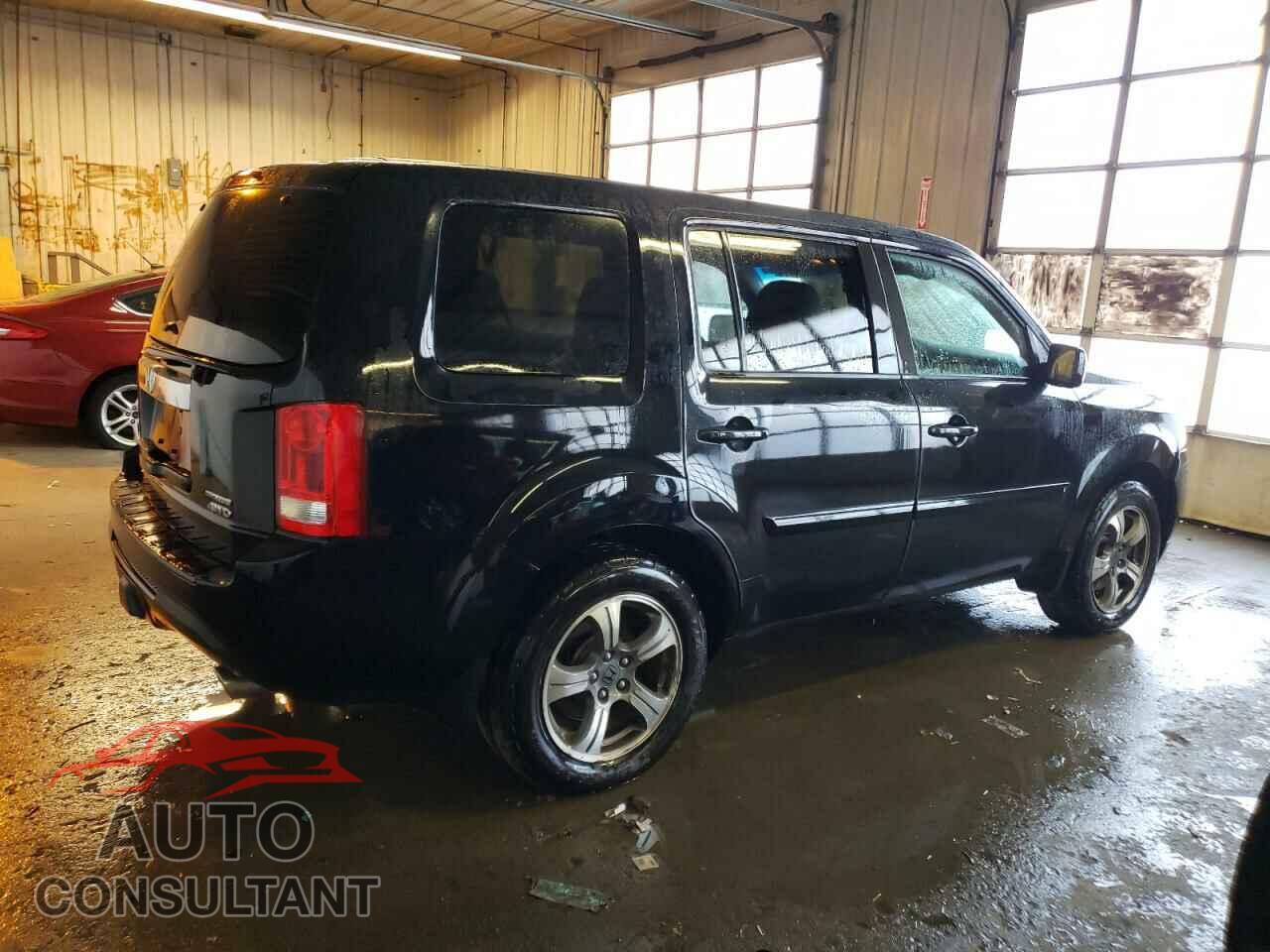 HONDA PILOT 2015 - 5FNYF4H34FB007230
