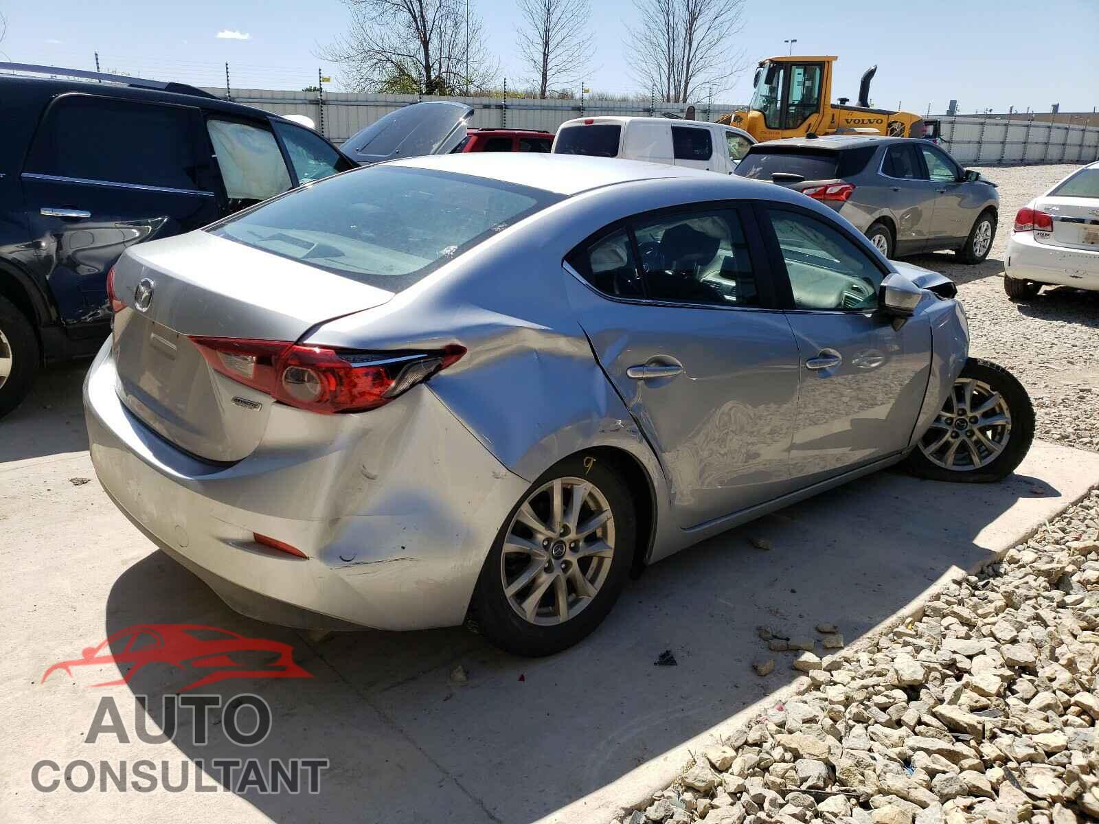 MAZDA 3 2017 - 3MZBN1U7XHM107568