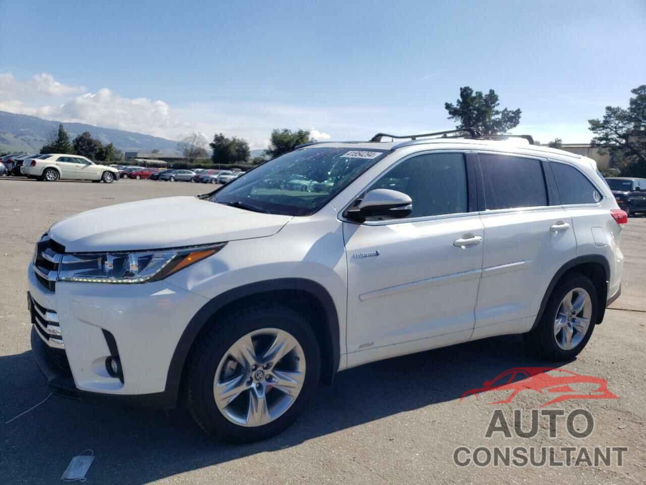 TOYOTA HIGHLANDER 2019 - 5TDDGRFH0KS065753