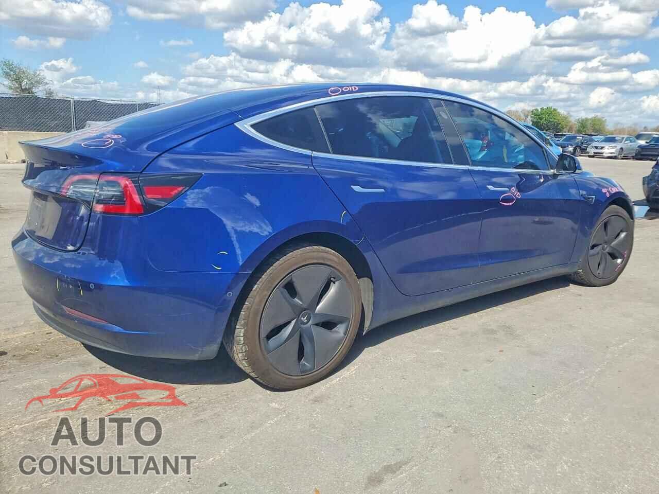 TESLA MODEL 3 2018 - 5YJ3E1EA7JF038141