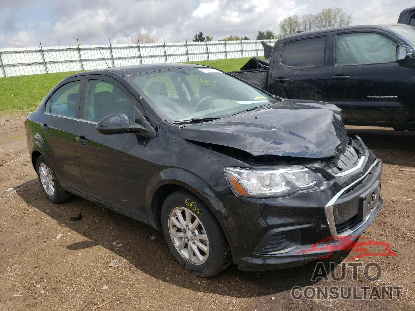 CHEVROLET SONIC 2019 - 1G1JD5SB8K4112814