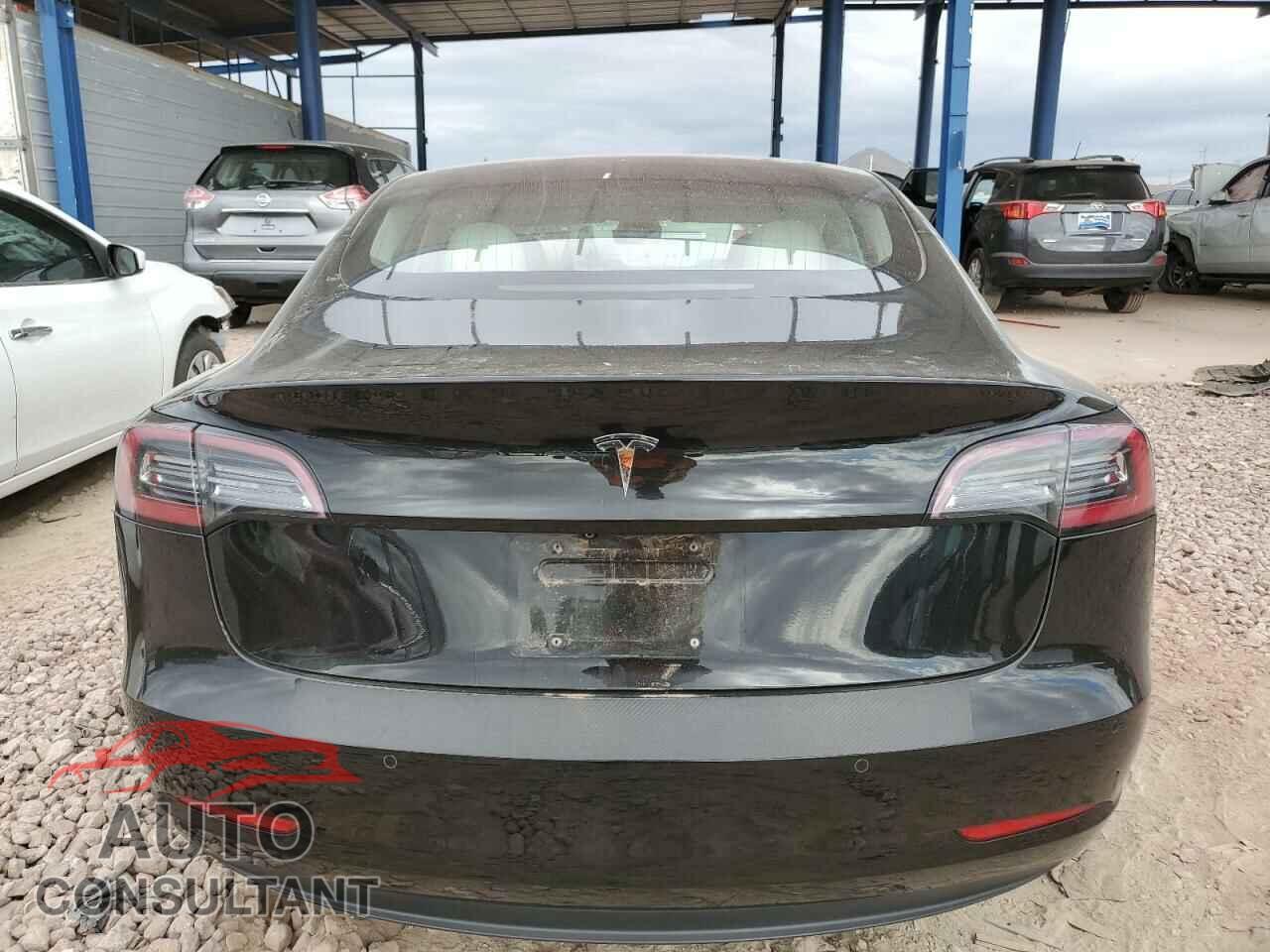 TESLA MODEL 3 2018 - 5YJ3E1EA4JF166532
