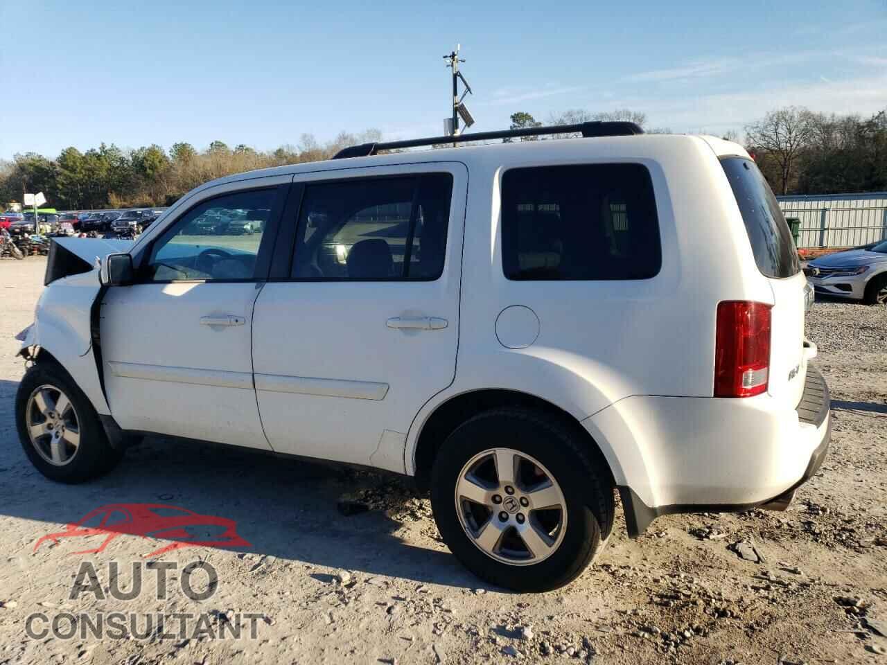 HONDA PILOT 2011 - 5FNYF4H41BB034761