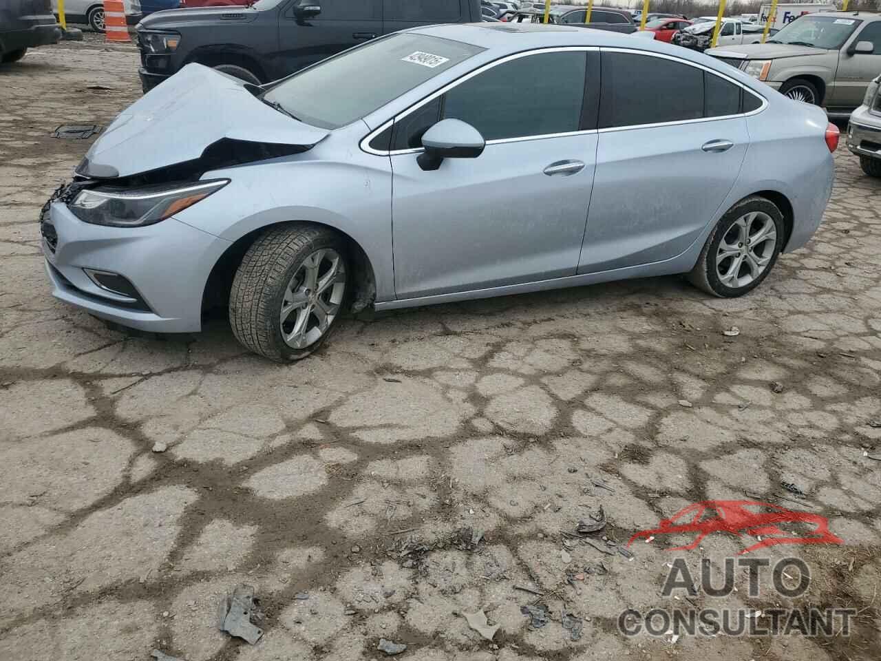 CHEVROLET CRUZE 2018 - 1G1BF5SM1J7157560