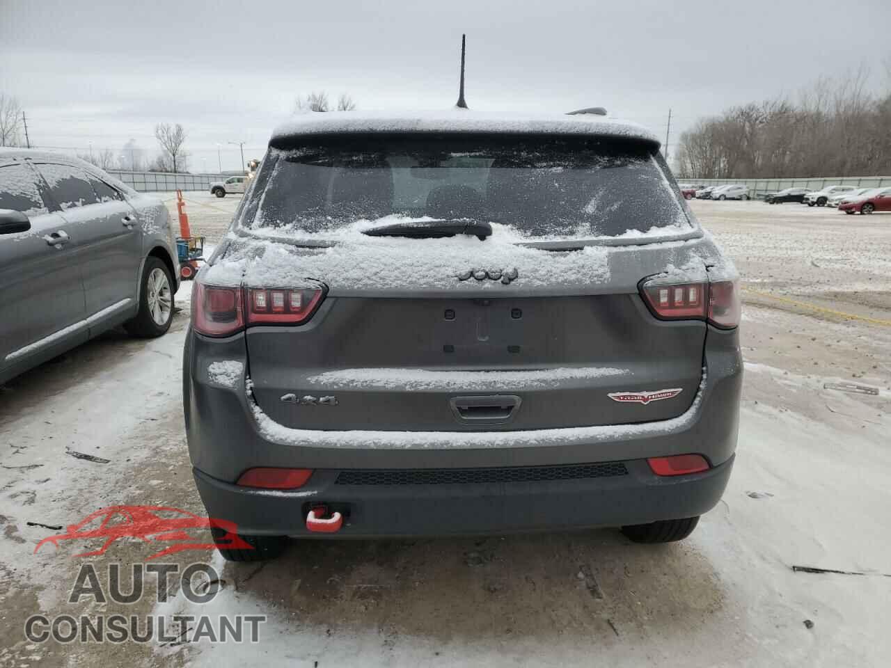 JEEP COMPASS 2018 - 3C4NJDDB9JT417496