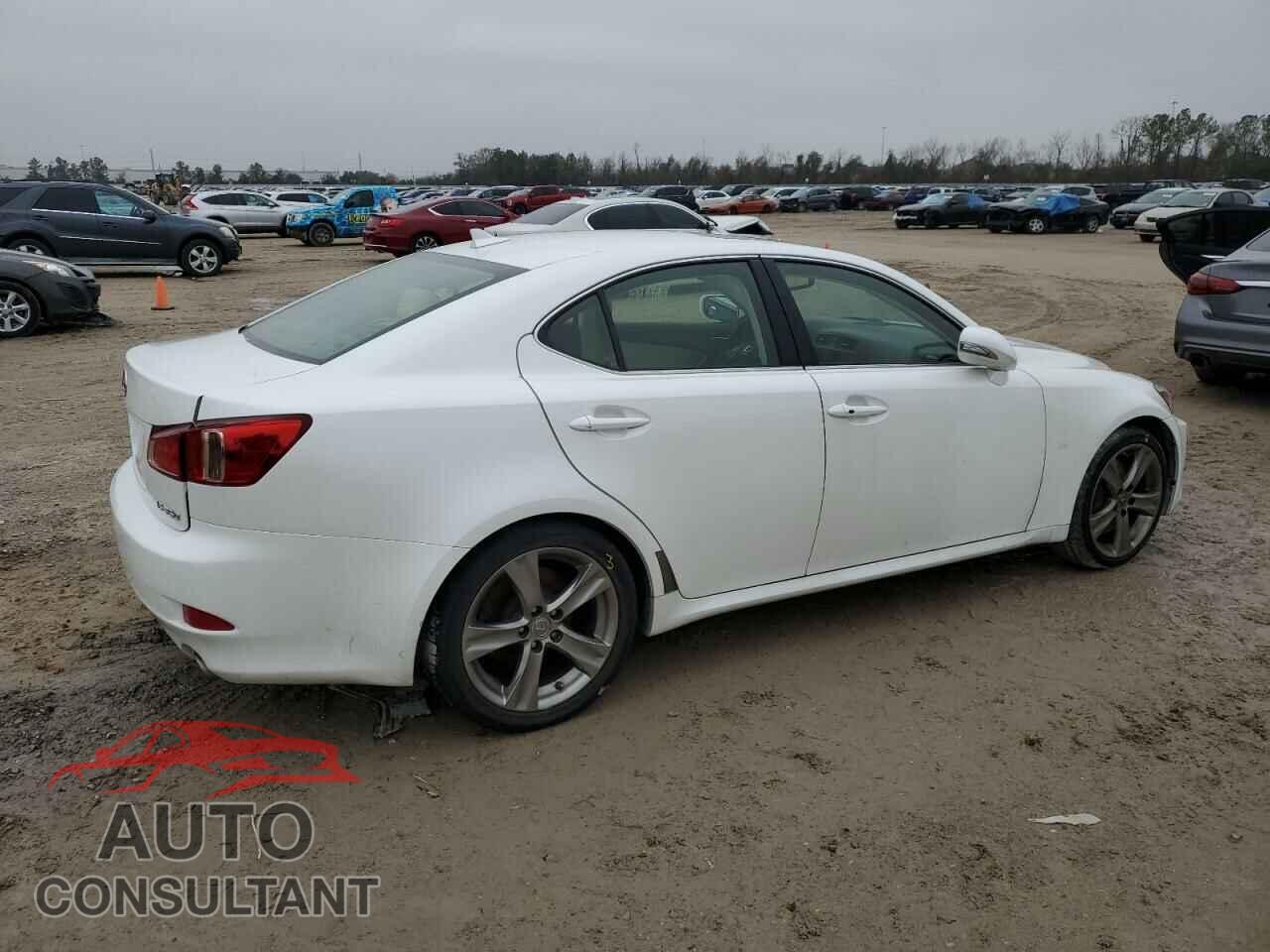 LEXUS IS 2012 - JTHBE5C26C5030856