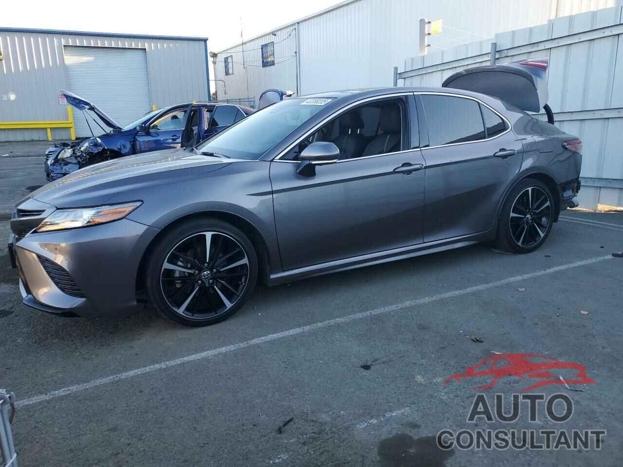 TOYOTA CAMRY 2018 - 4T1BZ1HK7JU007026