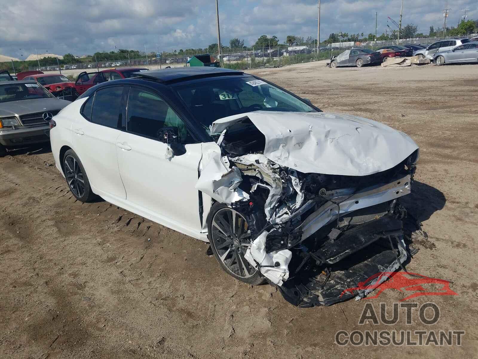 TOYOTA CAMRY 2019 - 4T1B61HK7KU195444