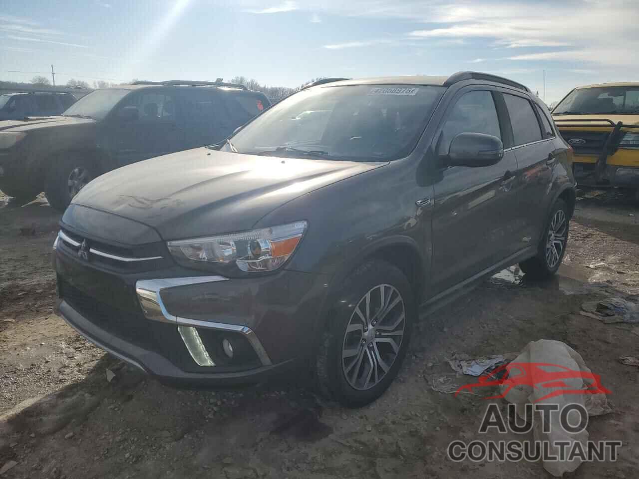 MITSUBISHI OUTLANDER 2018 - JA4AP4AW5JU001689