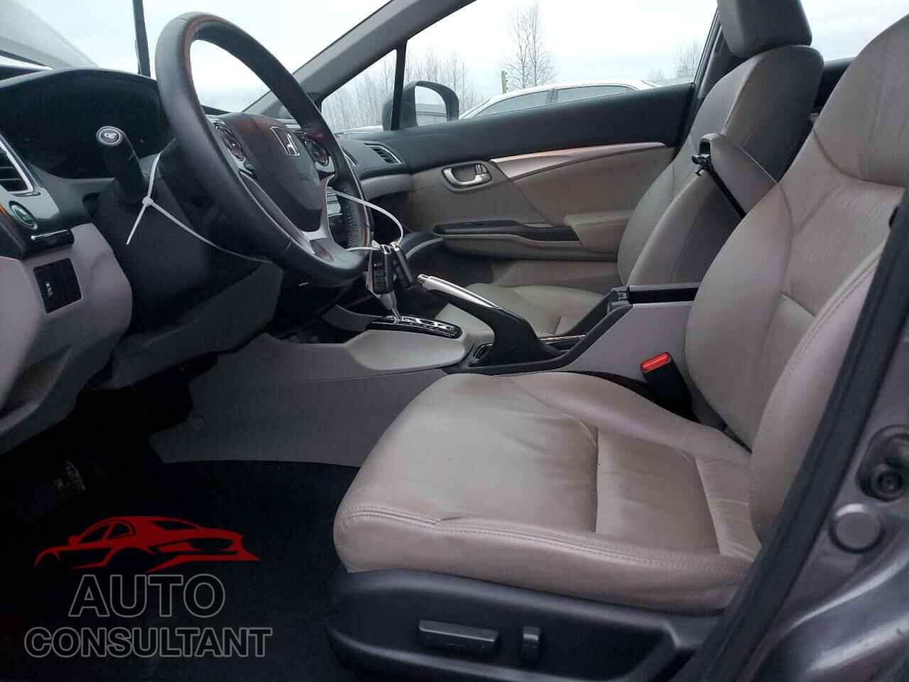 HONDA CIVIC 2015 - 2HGFB2F96FH521039