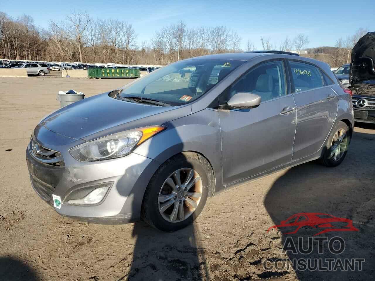HYUNDAI ELANTRA 2013 - KMHD35LE8DU083300