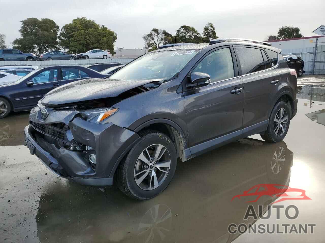 TOYOTA RAV4 2017 - JTMWFREV9HJ711980
