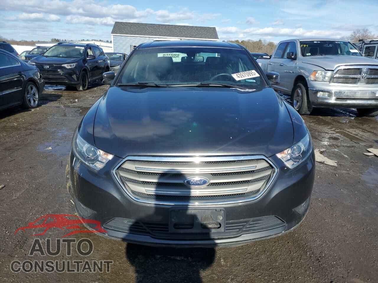 FORD TAURUS 2017 - 1FAHP2E80HG140423