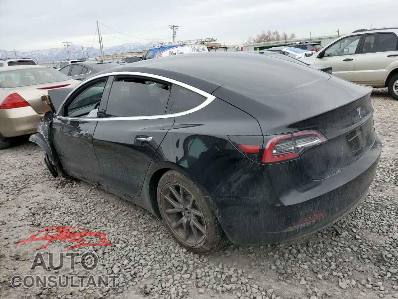 TESLA MODEL 3 2018 - 5YJ3E1EB9JF093053