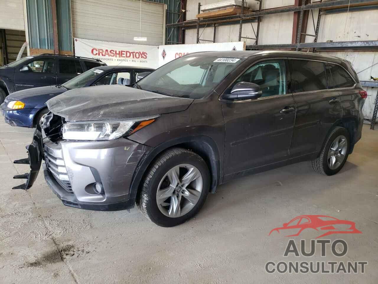 TOYOTA HIGHLANDER 2018 - 5TDDZRFH3JS876343