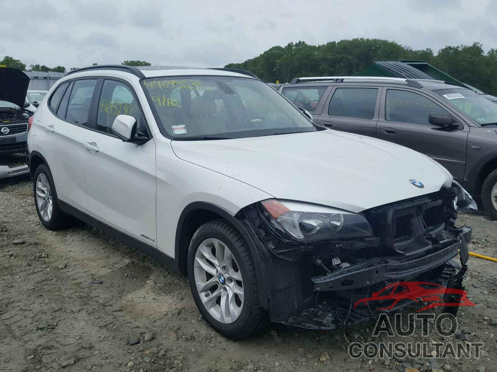 BMW X1 XDRIVE28I 2015 - WBAVL1C56FVY36088