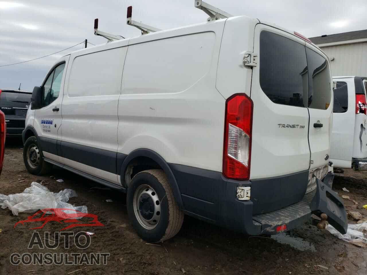 FORD TRANSIT 2017 - 1FTYR1ZM7HKA20699