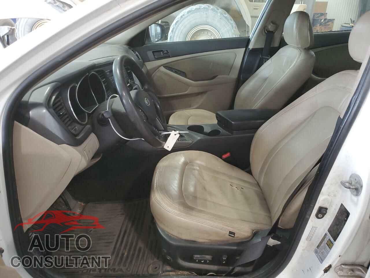 KIA OPTIMA 2011 - KNAGM4A75B5148394