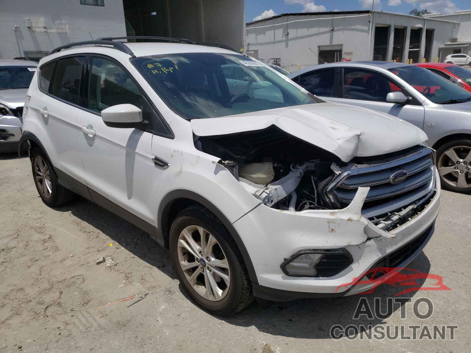 FORD ESCAPE 2017 - 1FMCU0GD7HUB36765