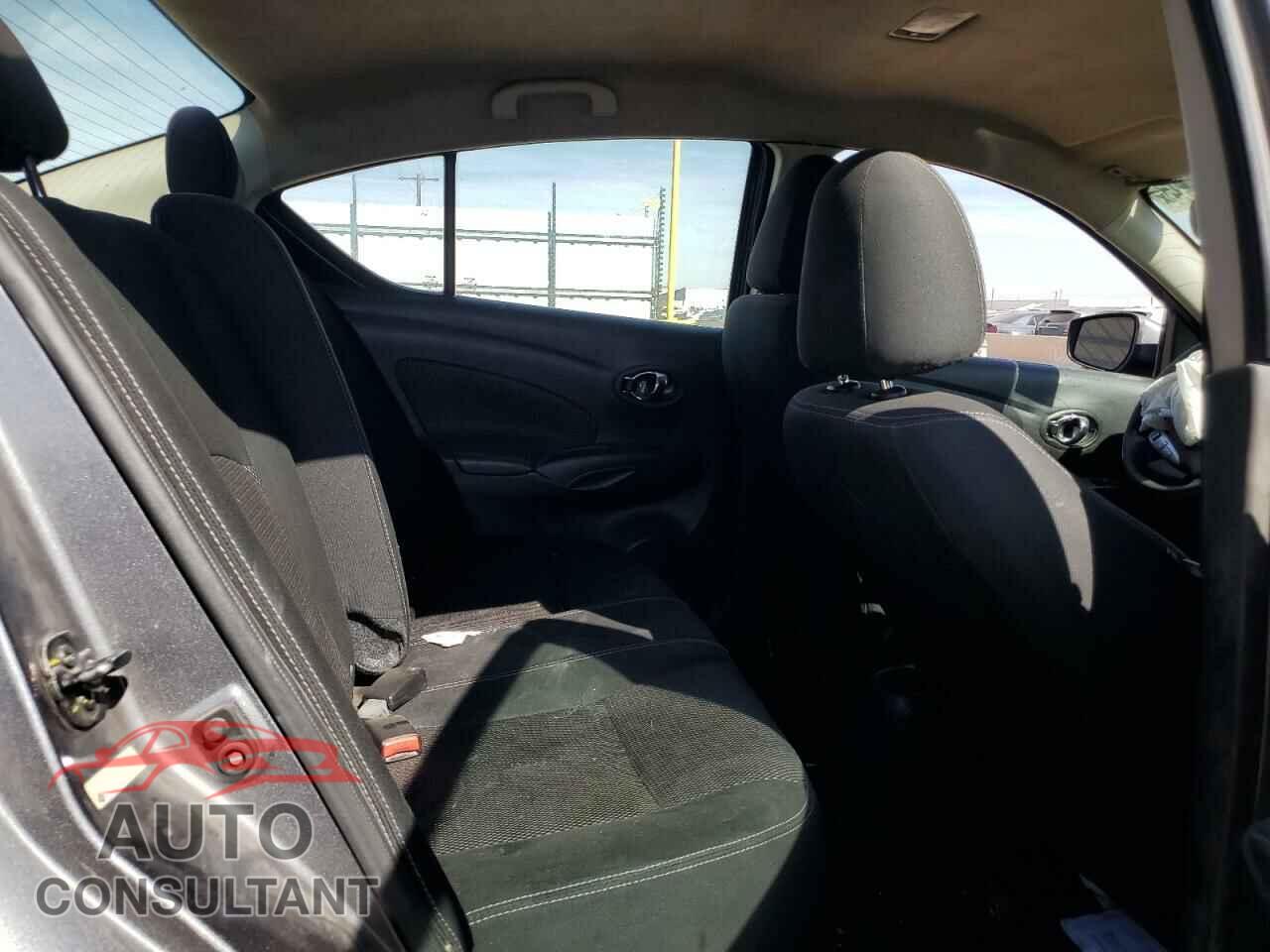 NISSAN VERSA 2019 - 3N1CN7AP3KL839846