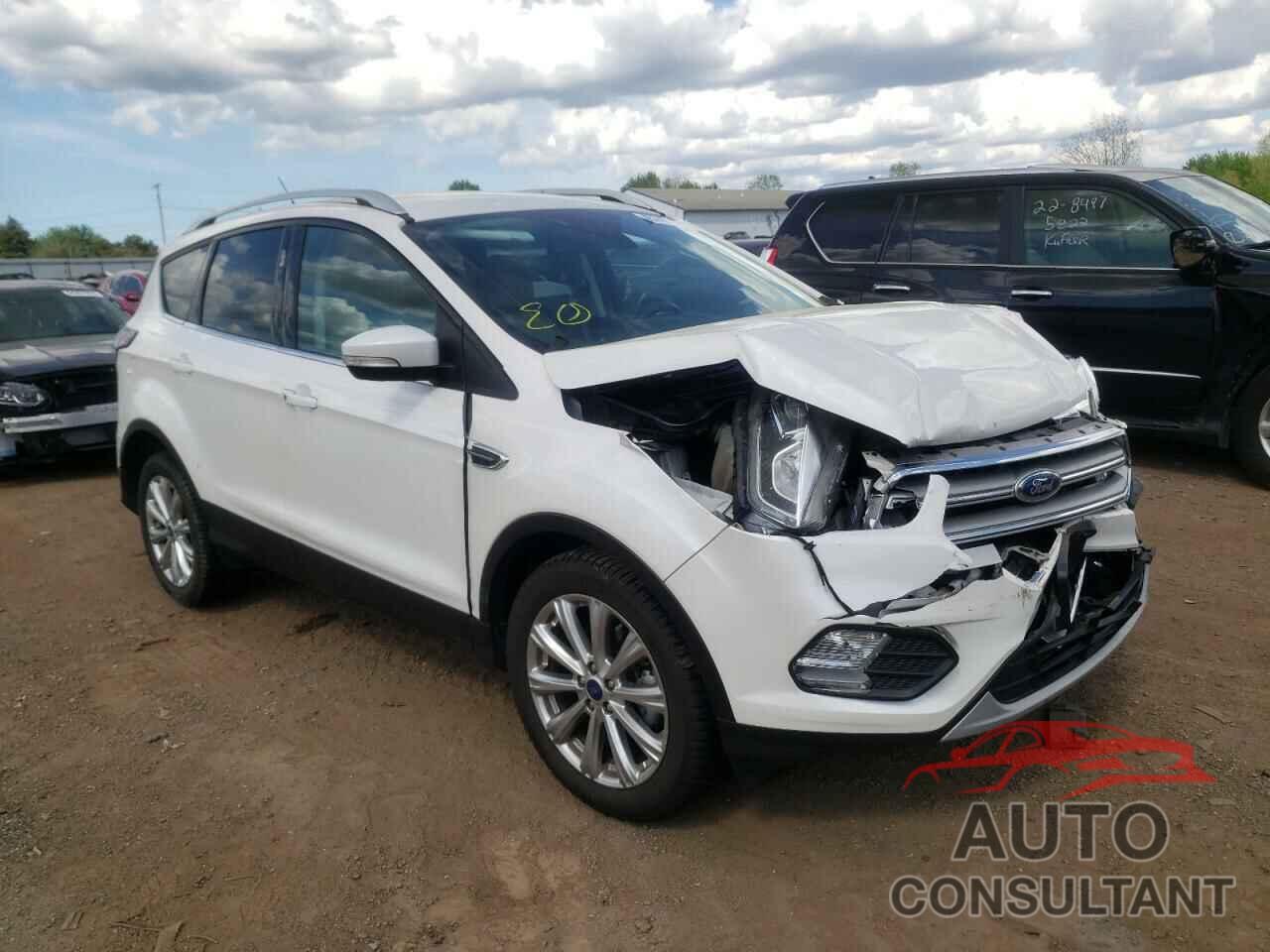 FORD ESCAPE 2017 - 1FMCU0JD5HUD82545