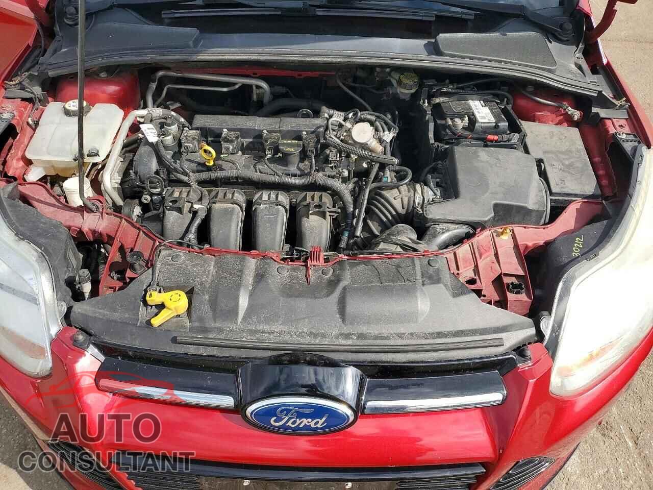 FORD FOCUS 2012 - 1FAHP3H24CL256527