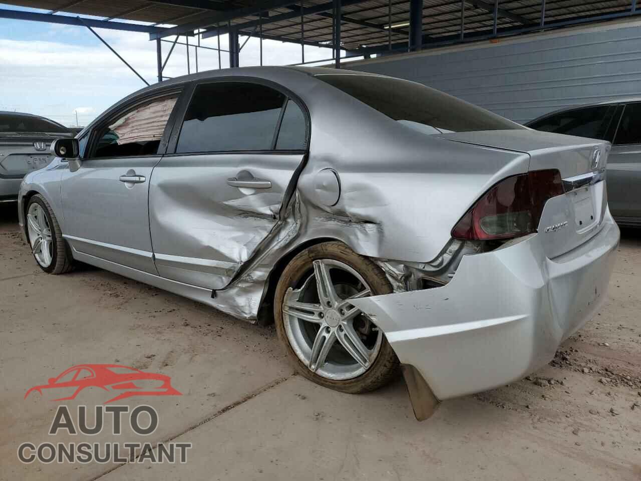 HONDA CIVIC 2011 - 19XFA1F84BE040876