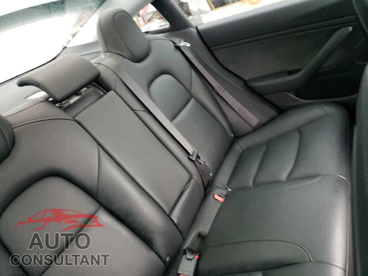 TESLA MODEL 3 2019 - 5YJ3E1EA6KF424549