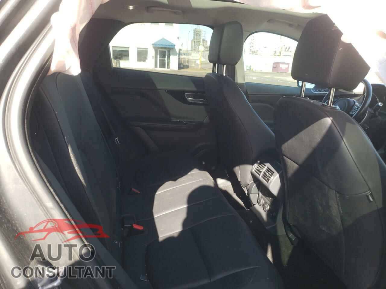 JAGUAR F-PACE 2017 - SADCJ2BV2HA892986