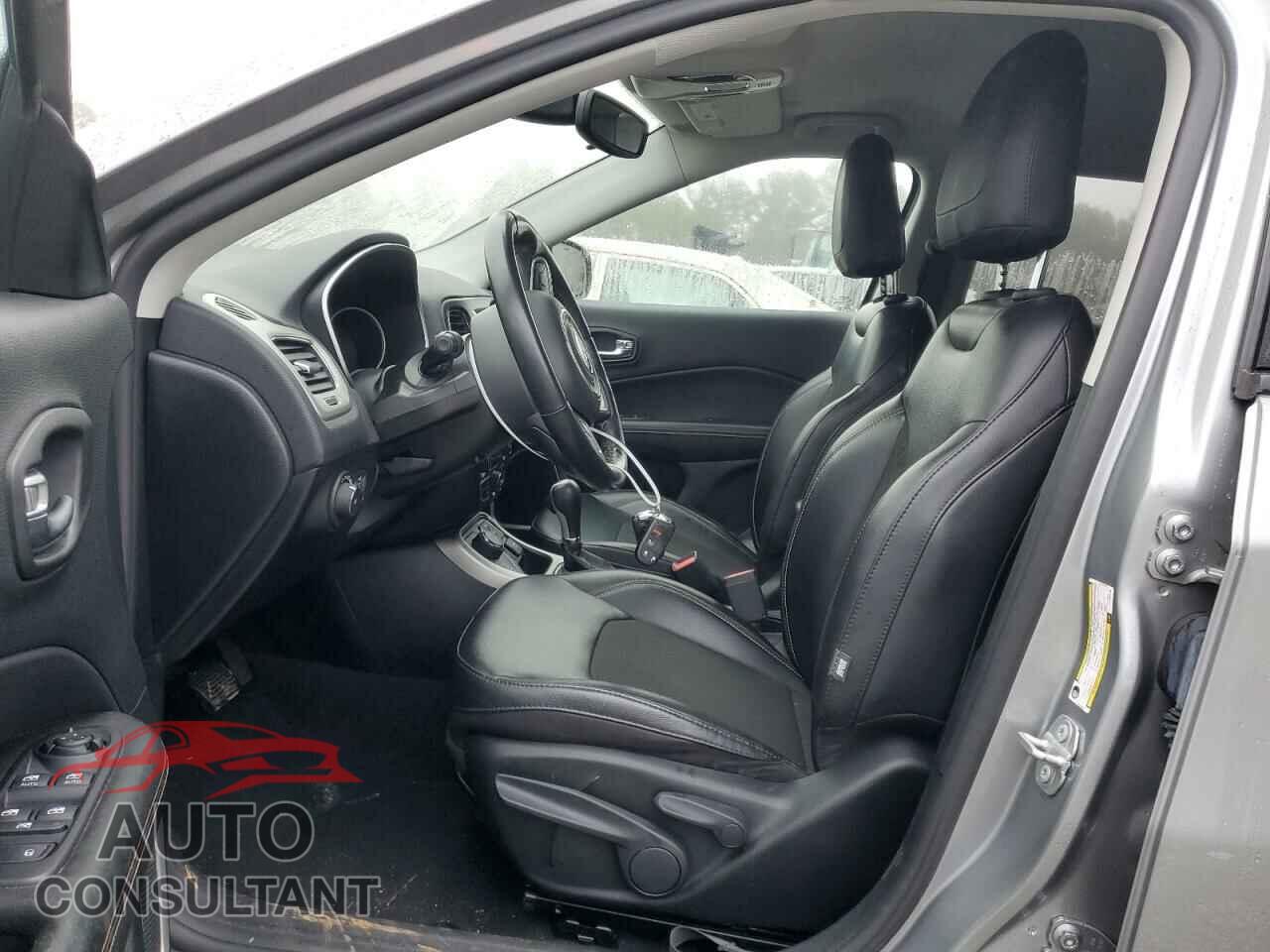 JEEP COMPASS 2020 - 3C4NJDBB9LT165318
