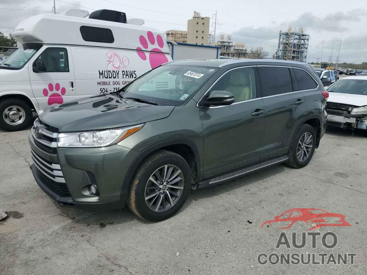 TOYOTA HIGHLANDER 2018 - 5TDKZRFH1JS287069