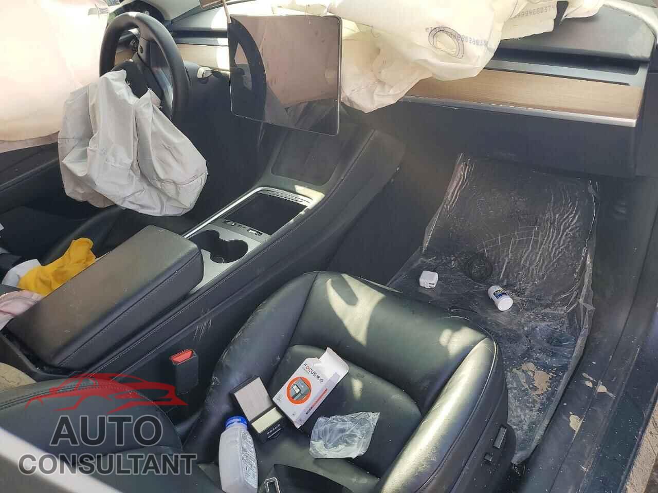 TESLA MODEL Y 2023 - 7SAYGDEEXPF862389