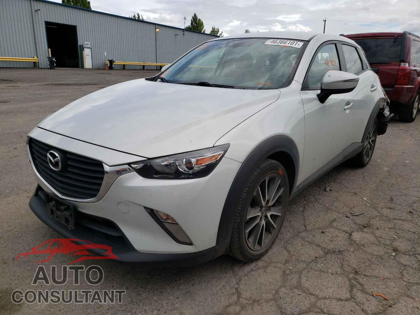 MAZDA CX-3 2017 - JM1DKFC76H0148348
