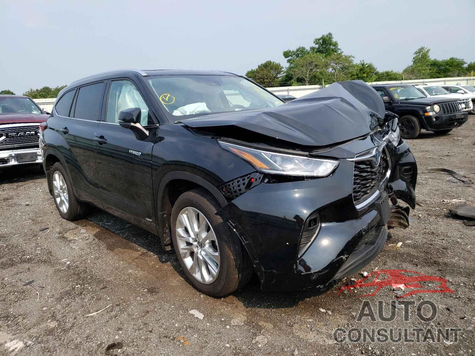 TOYOTA HIGHLANDER 2021 - 5TDXBRCH2MS526308