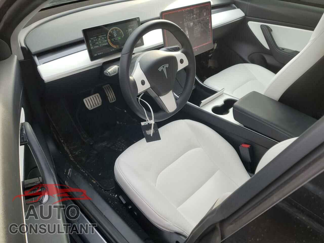 TESLA MODEL 3 2020 - 5YJ3E1EC7LF669668