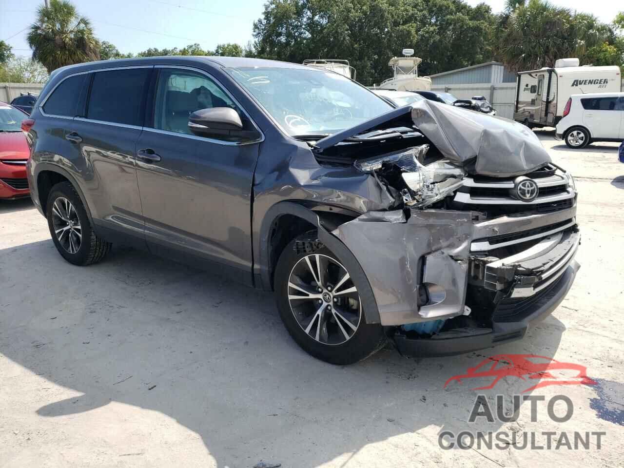 TOYOTA HIGHLANDER 2019 - 5TDZARFH0KS056011