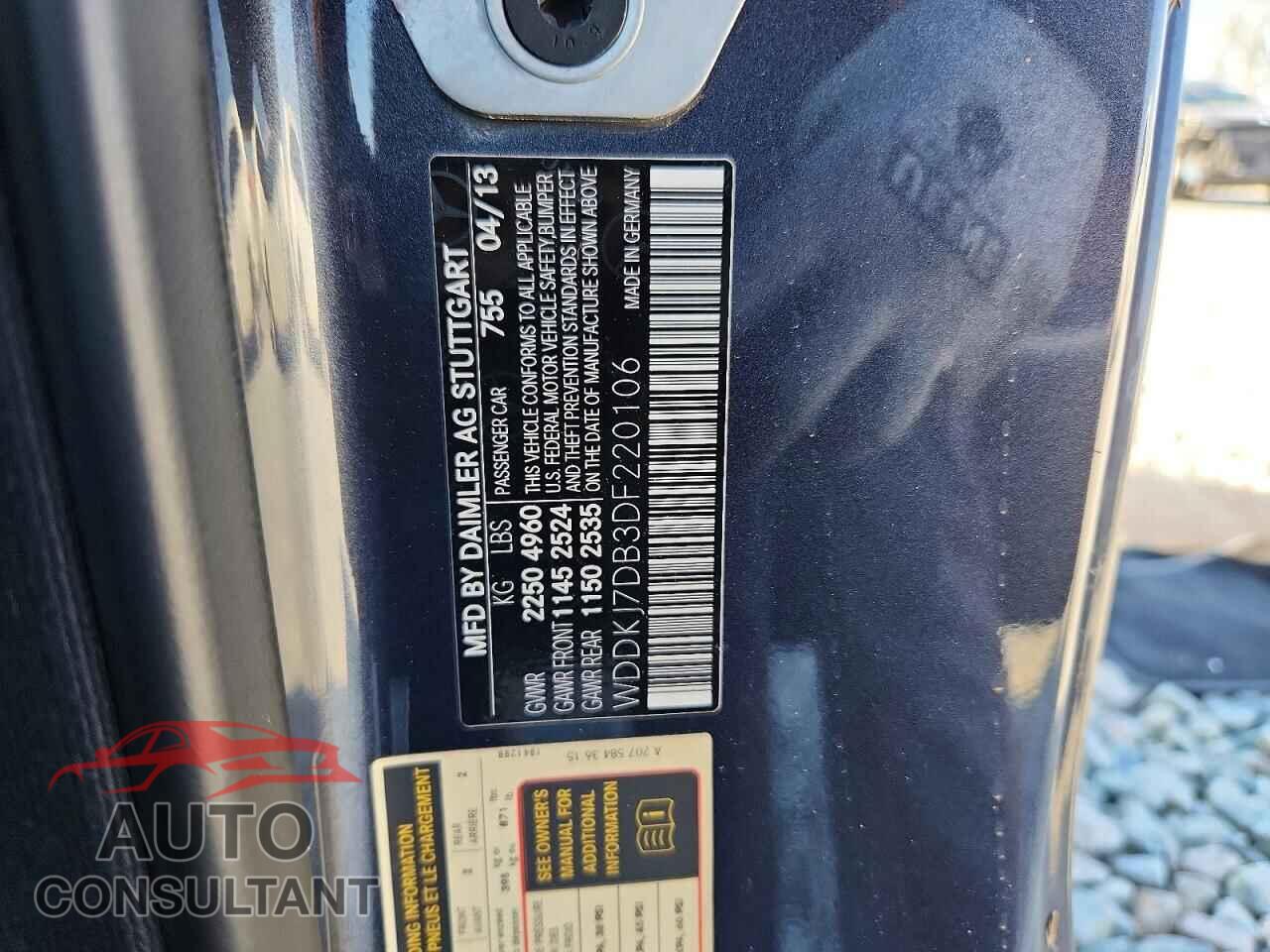 MERCEDES-BENZ E-CLASS 2013 - WDDKJ7DB3DF220106