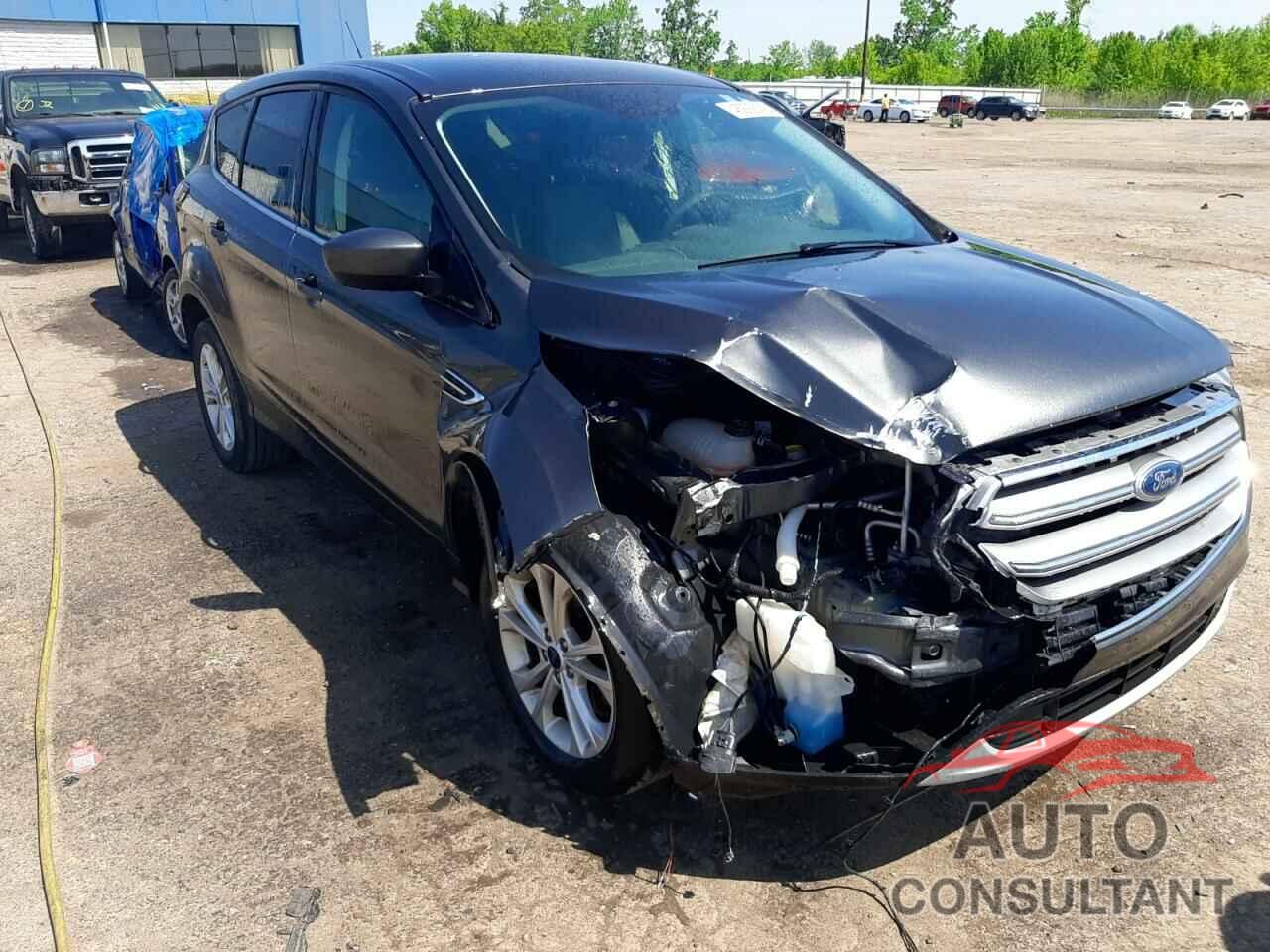 FORD ESCAPE 2017 - 1FMCU0G90HUE53606