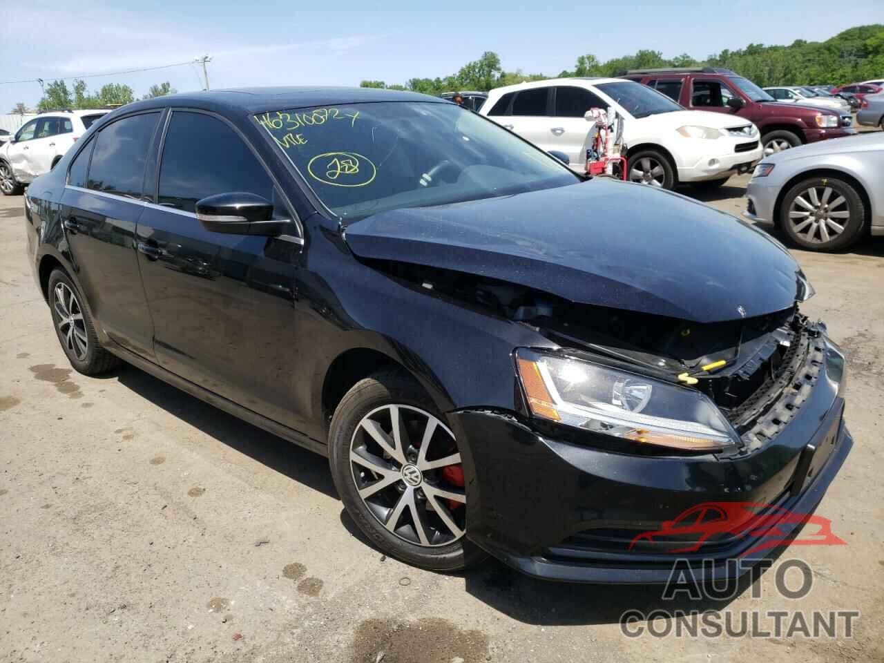 VOLKSWAGEN JETTA 2018 - 3VWDB7AJ5JM240796