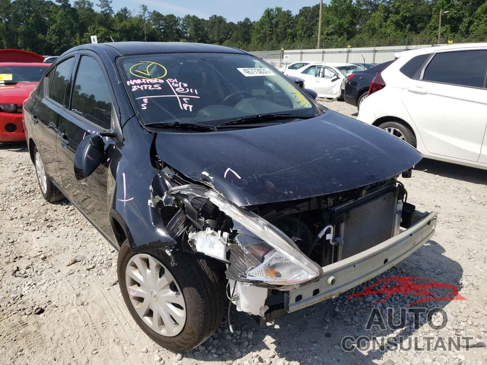 NISSAN VERSA 2019 - 3N1CN7AP6KL823348