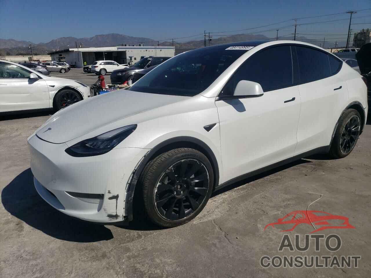TESLA MODEL Y 2023 - 7SAYGDEE5PA047904