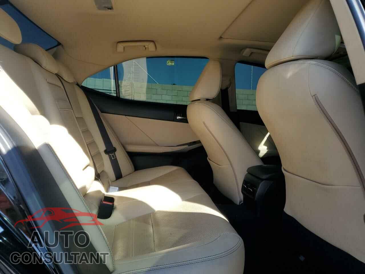 LEXUS IS 2016 - JTHCE1D28G5011002