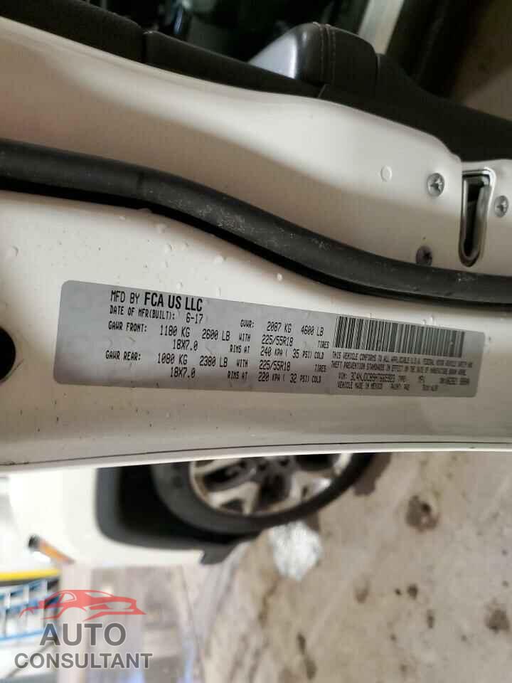 JEEP COMPASS 2017 - 3C4NJDCB9HT665923