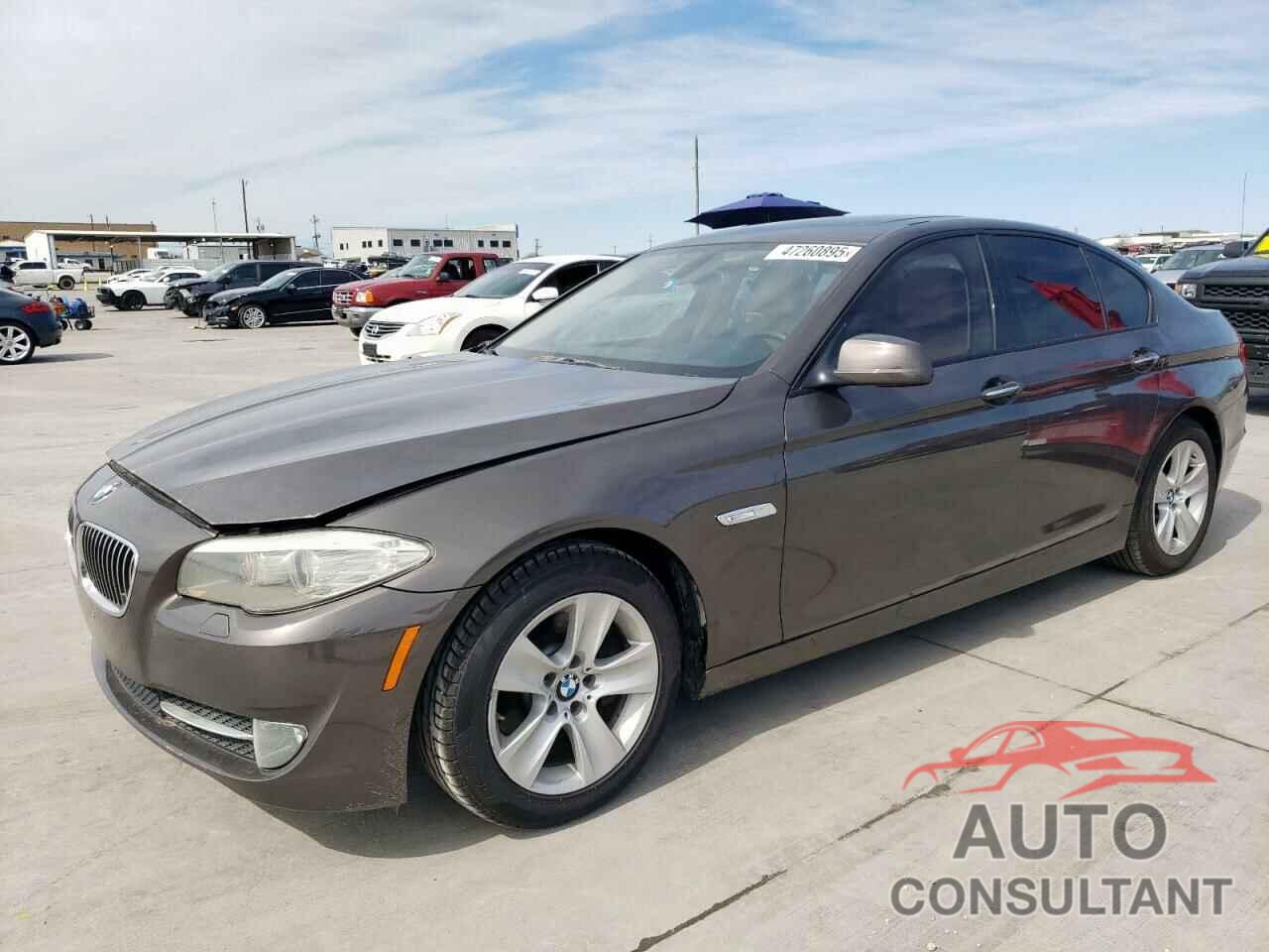 BMW 5 SERIES 2011 - WBAFR1C5XBC749030
