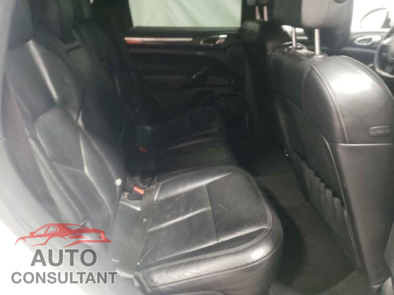 PORSCHE CAYENNE 2011 - WP1AB2A24BLA55206