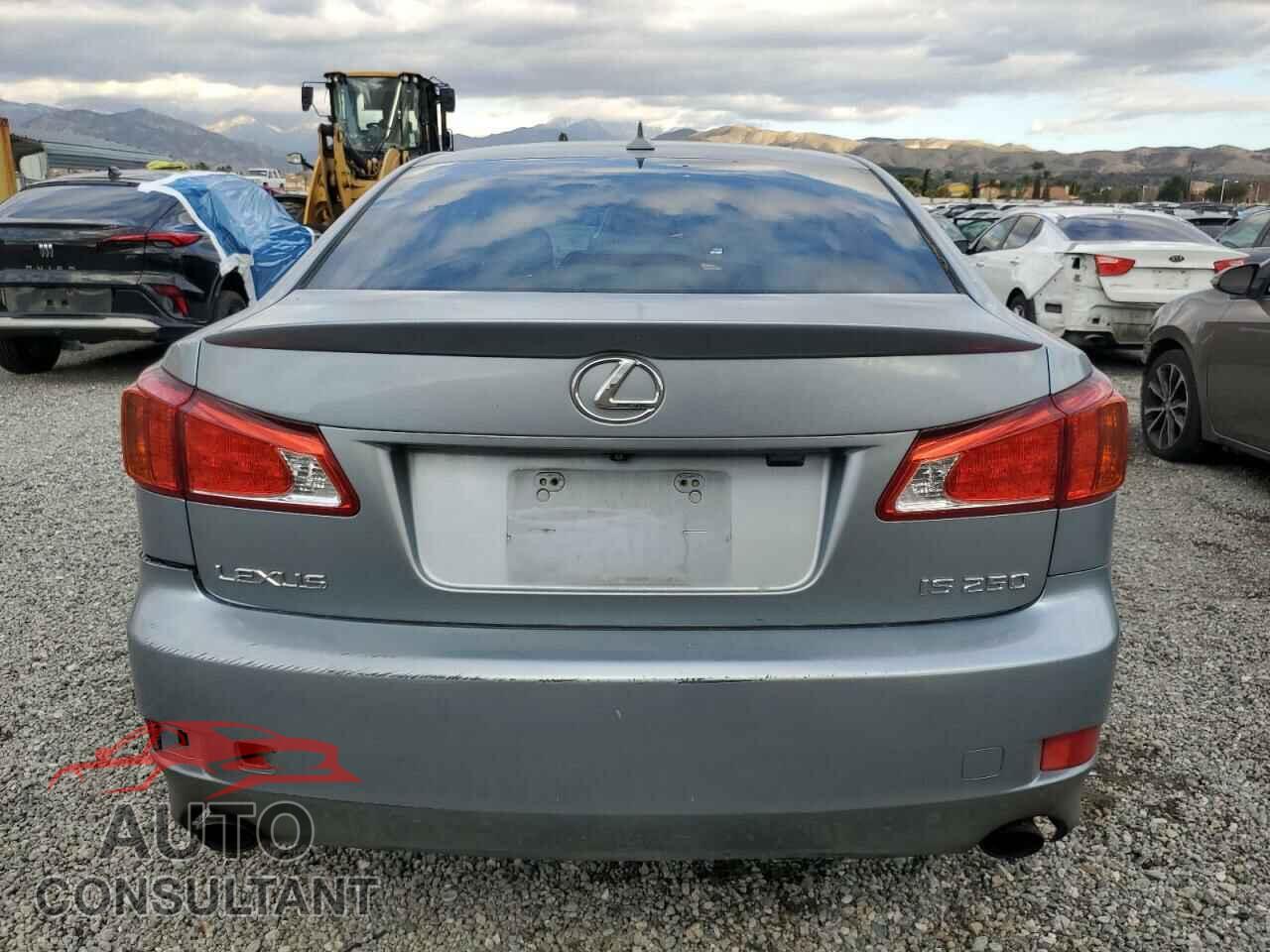 LEXUS IS 2010 - JTHBF5C25A5118212