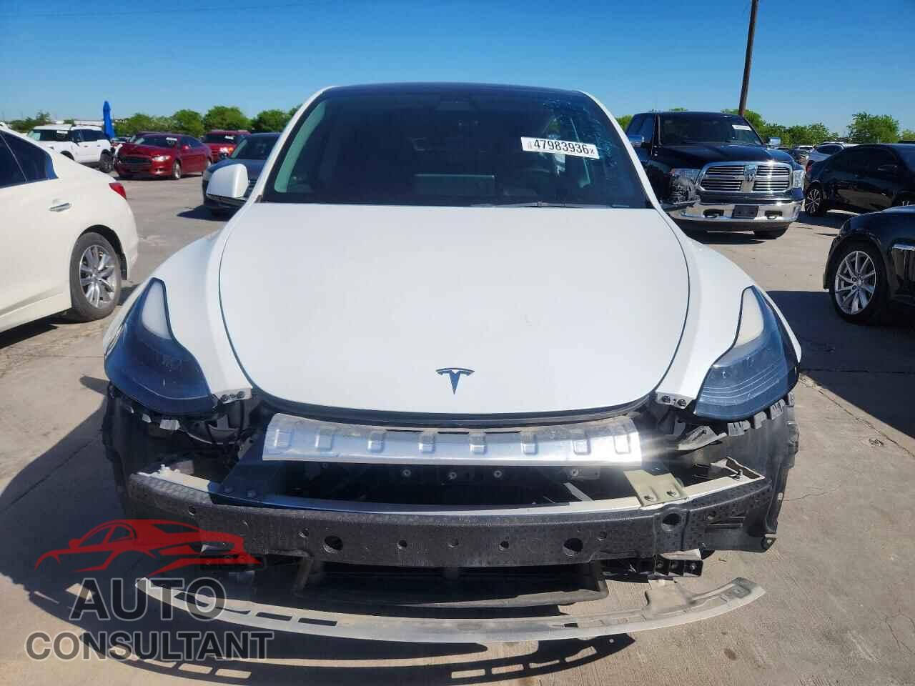TESLA MODEL Y 2022 - 7SAYGDEF6NF467440
