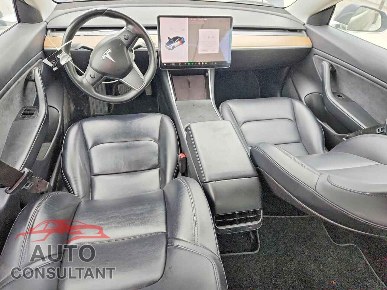 TESLA MODEL 3 2018 - 5YJ3E1EA7JF033554