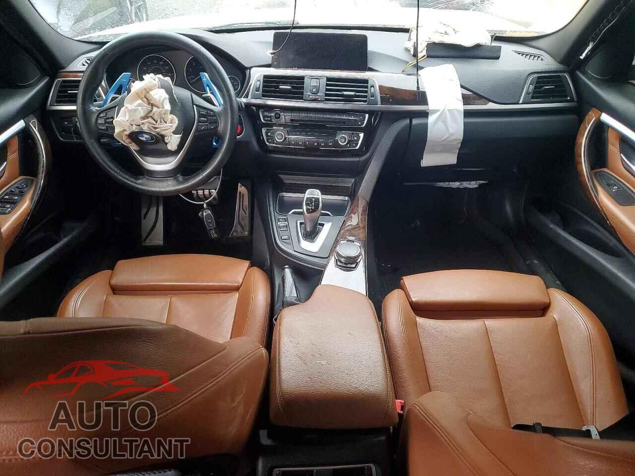BMW 3 SERIES 2016 - WBA8E3G53GNU01592